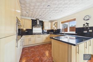 Photo 27- click for photo gallery